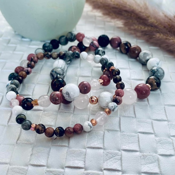Jewelry - Set of 3 gemstone bracelets